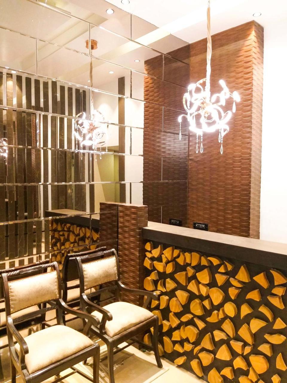 The Fountain Inn - Fort Мумбаї Екстер'єр фото